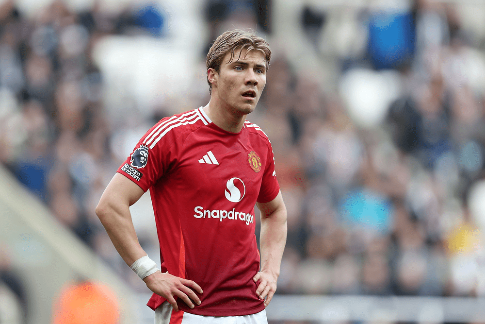 Manchester United將售Rasmus Højlund,鏖價三千萬鎊,折讓出清,虛位以待。 3 cf9617 165b2ee04a5843058941bcf110e590fcmv2